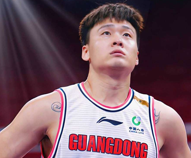 九游中国站-赵睿发长文！回顾广东新疆生涯，自曝多处受伤，展望北京竭尽全力